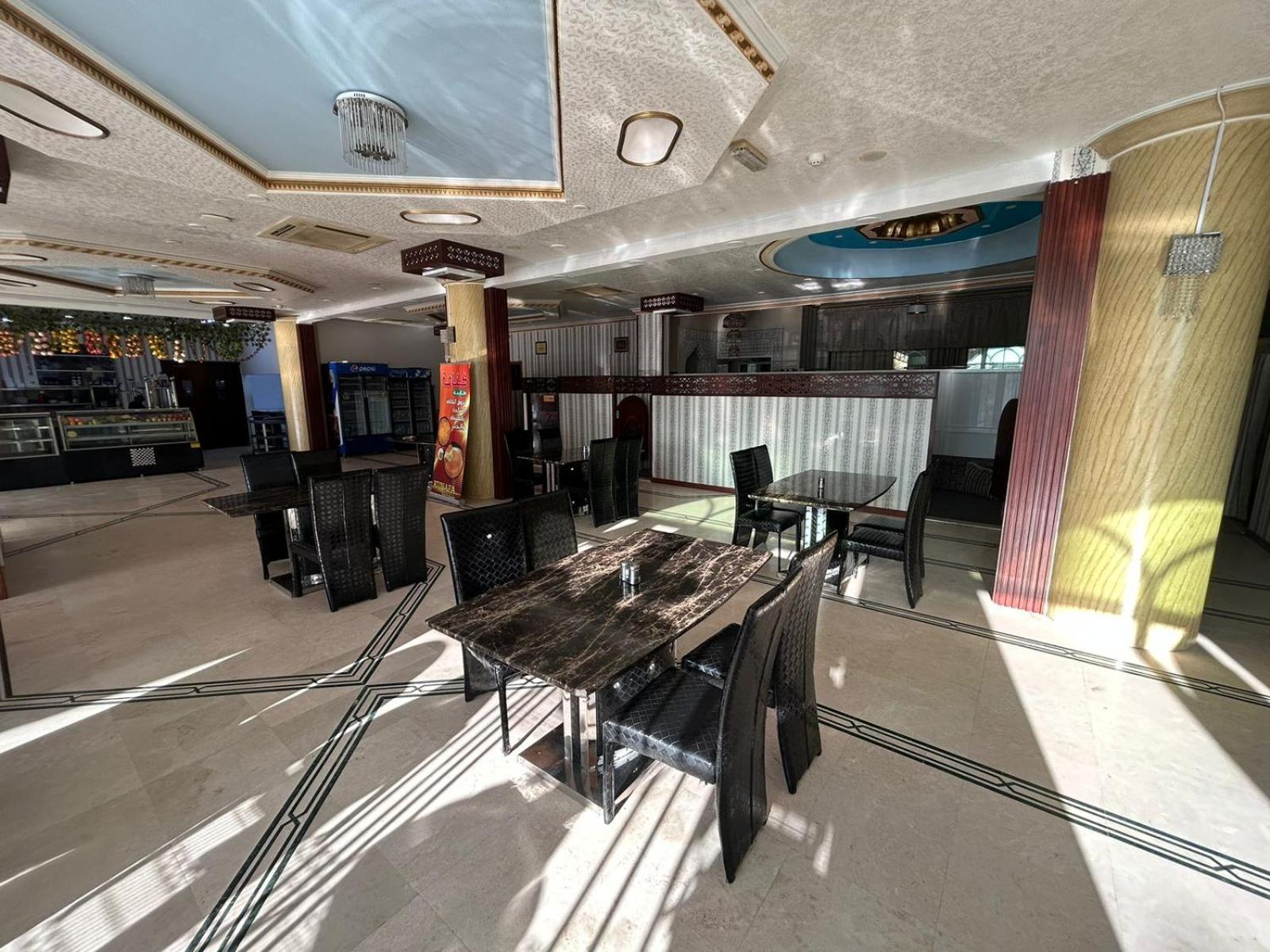 萨弗里酒店 尼兹瓦 外观 照片